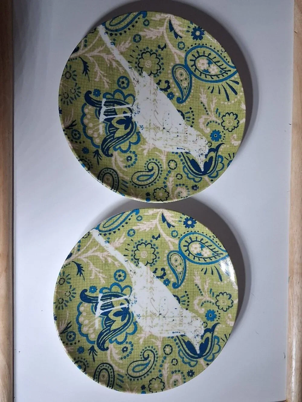 2 Vintage Pier 1 Imports Green/Blue Paisley Bird Salad/Dessert Plates 7 3/4” EUC